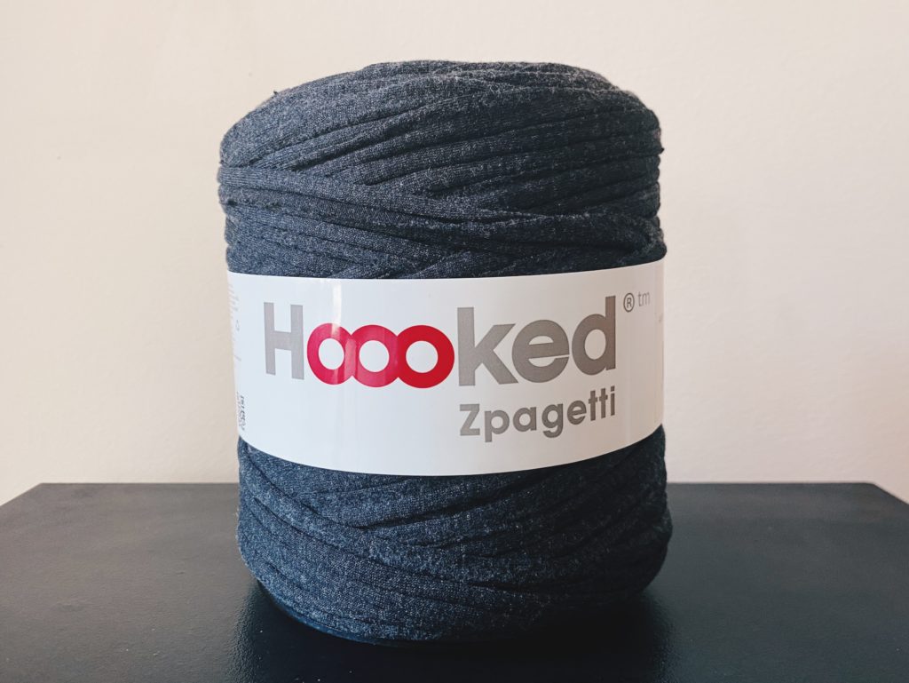 Hooked zpagetti t shirt yarn anthracite shades