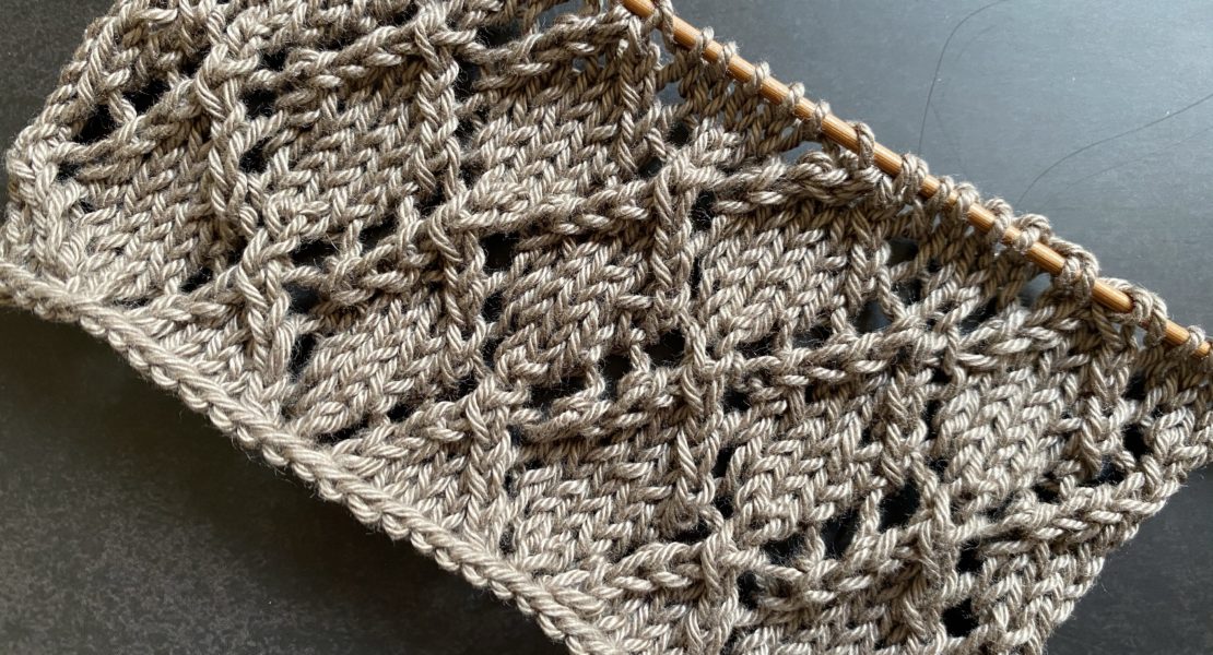 How to knit The Openwork Diamond Pattern